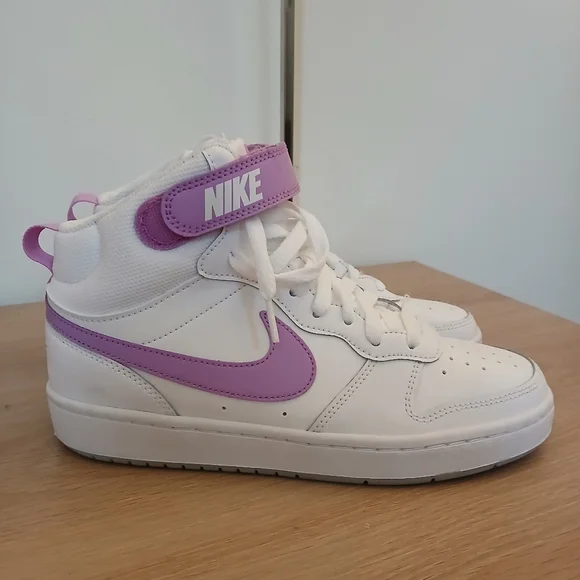 NWOT Nike Court Borough 2 Mid White Fuchsia Glow - Picture 3 of 11